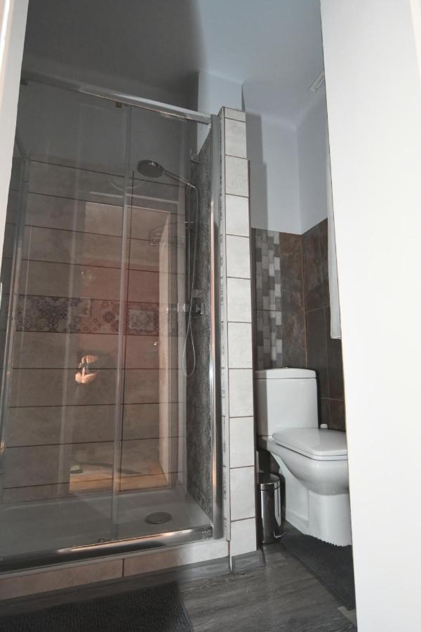 Habos Isler Apartman 16 ソルノク エクステリア 写真